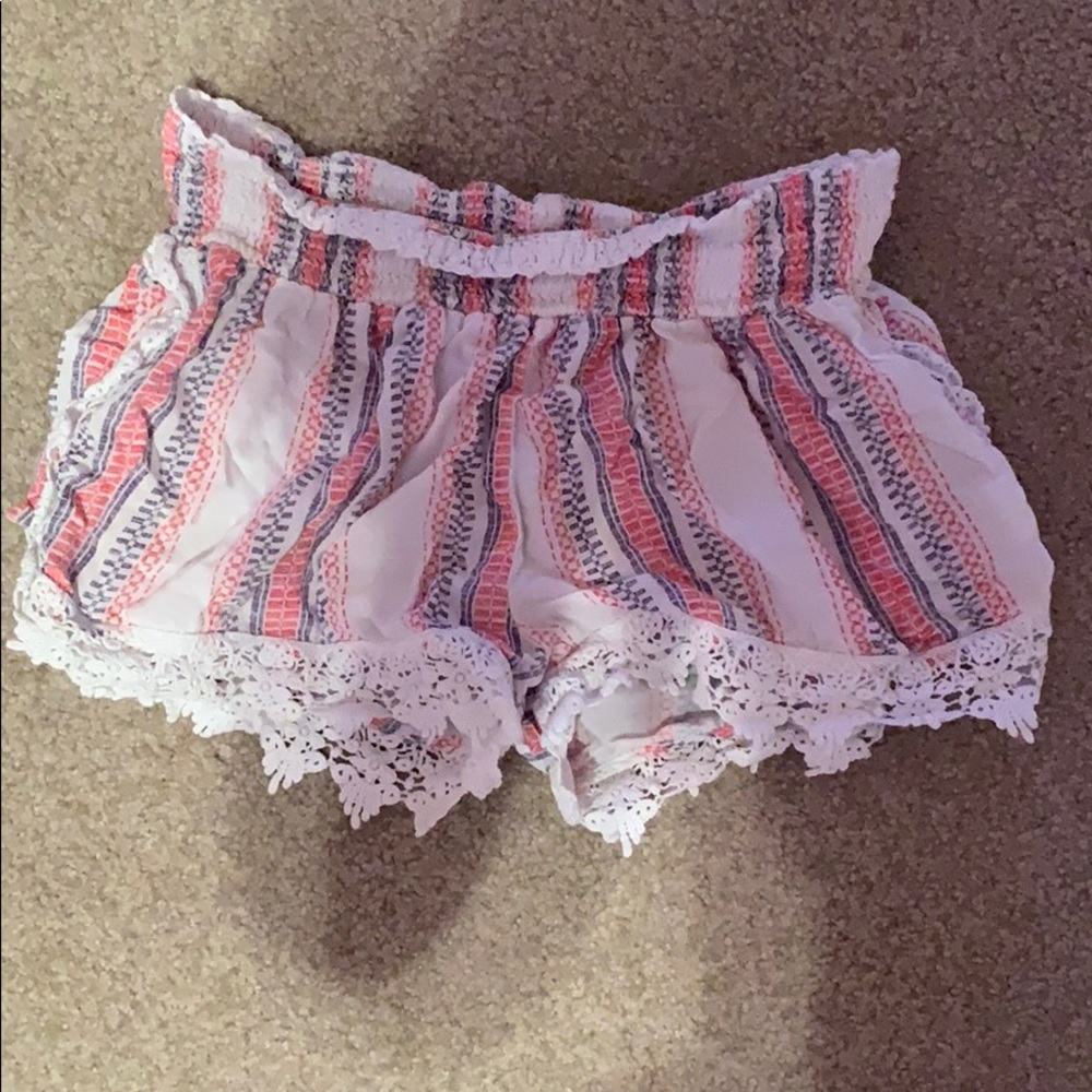Cute lace shorts